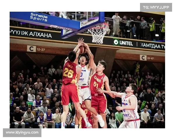 杜润旺弧顶三分如箭穿心，精准准星助力球队逆袭