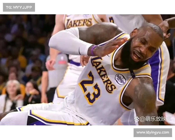 湖人队豪取三连胜！核心球员火力全开