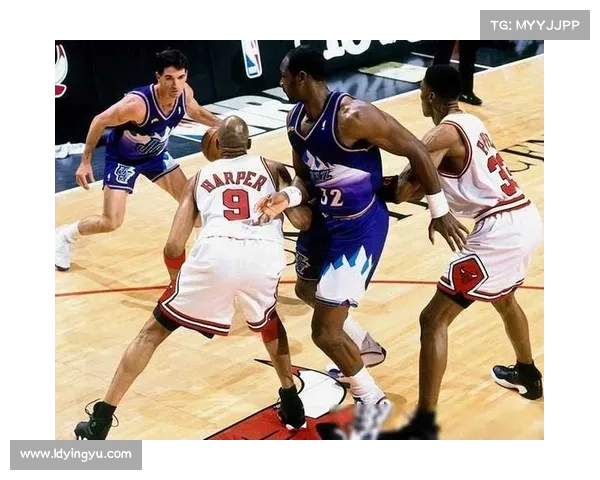 篮球赛事经典回顾：那些难忘的比赛时刻