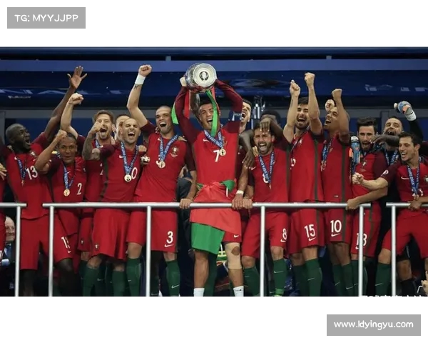 葡萄牙洛文尼亚:C罗首发成败笔,五盾军团遗憾出局(葡萄牙足球罗尼) 葡萄牙洛文尼亚:C罗首发成败笔,五盾军团遗憾出局(葡萄牙足球罗尼)